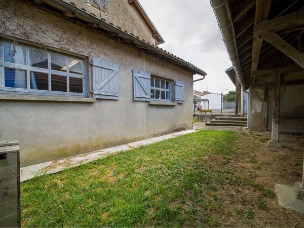 immeuble 10 pièces 283m² à vendre à Riscle
