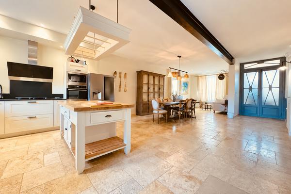 Maison de village T6 avec jardin & piscine Lezignan corbieres