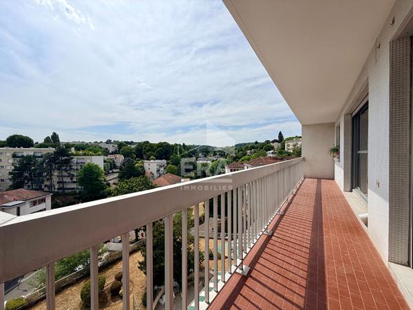 Appartement familial de 151 m² ? Dernier étage ? 4 chambres ? Box ? Sèvres centre / Brancas