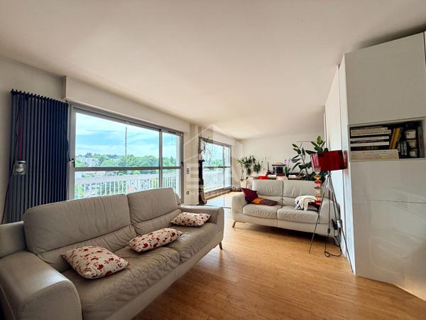 Appartement familial de 151 m² ? Dernier étage ? 4 chambres ? Box ? Sèvres centre / Brancas