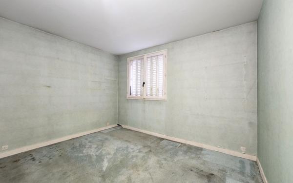 Appartement à vendre    5 pièces • 86,62 m2 Chenôve