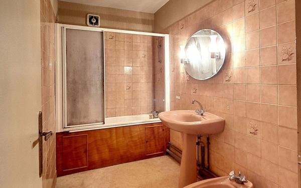 Appartement à vendre    5 pièces • 86,62 m2 Chenôve