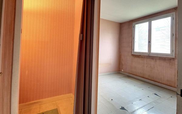 Appartement à vendre    5 pièces • 86,62 m2 Chenôve