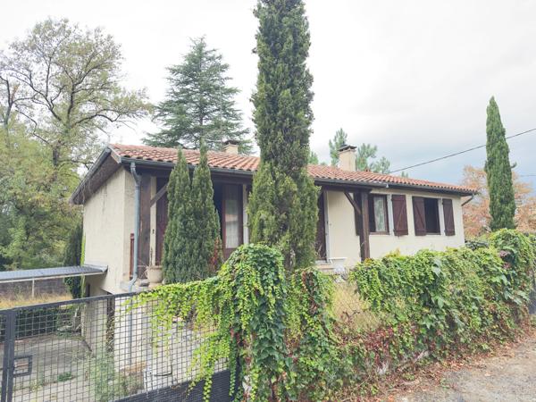 Maison plain-pied 95 M2 sur sous sol total, jardin clos de 650 M2