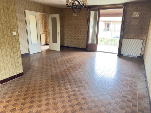 Maison plain-pied 95 M2 sur sous sol total, jardin clos de 650 M2