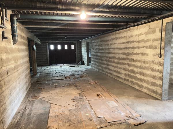 Maison plain-pied 95 M2 sur sous sol total, jardin clos de 650 M2