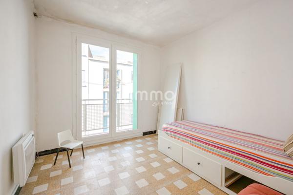 St Charles 13001 Appartement T3 avec balcons et vue dégagée à rénover