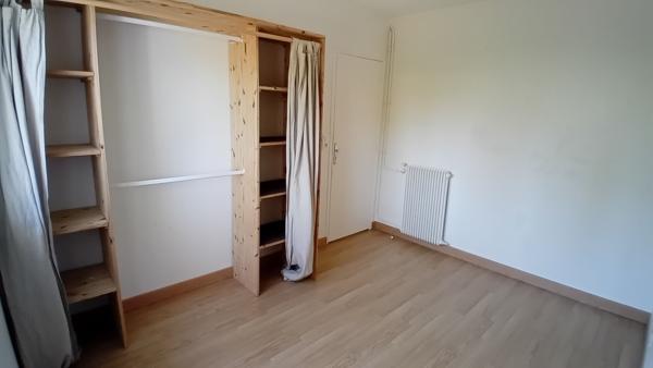 A louer Appartement T3 Mont De Marsan balcon 1er étage jardin commun