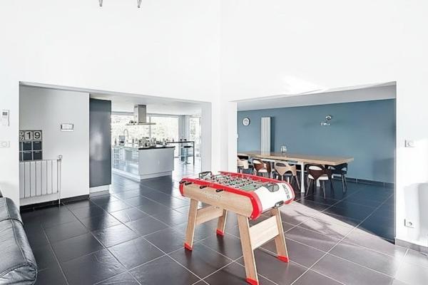 Belle propriété de plain-pied avec piscine et Spa