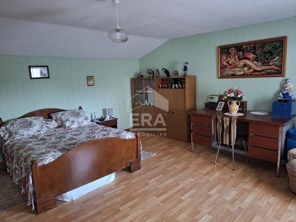 Maison de campagne à 10 minutes de Montpon Ménestérol.