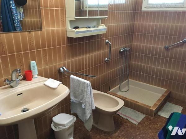 VANNES Océane, maison 1978, parc 3900 m² en zone Uca.