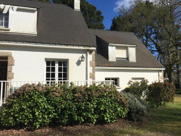 VANNES Océane, maison 1978, parc 3900 m² en zone Uca.