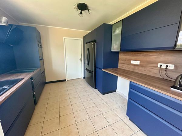 Maison Cepet 5 pièce(s) 120m2 avec grand garage 