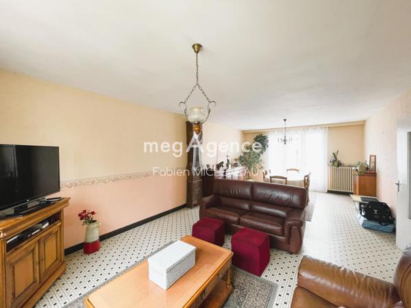 Maison à LE MAY-SUR-EVRE, 49122 - 5 pièces 100m²