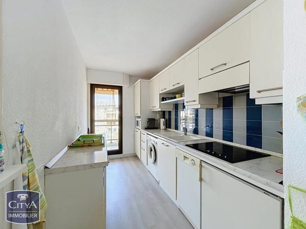Appartement à vendre 2 pièces 49.01m² Fréjus (83600)