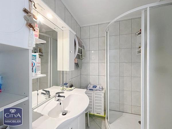 Appartement à vendre 2 pièces 49.01m² Fréjus (83600)
