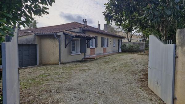 Maison de plain pied sur un terrain de 1500m²