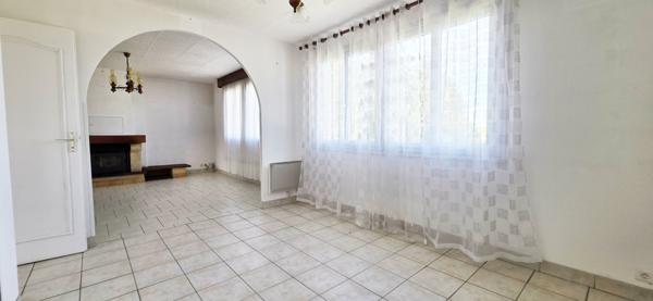 A VENDRE Maison de 115 m² Habitables sur la commune de BEAUMONT DU GATINAIS Beaumont-du-Gâtinais (77890)