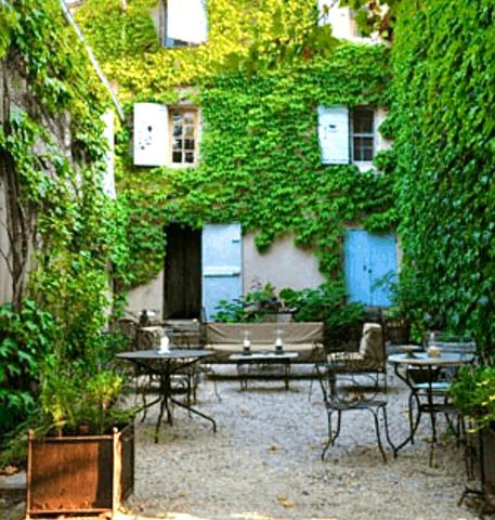 Maison à AIX-EN-PROVENCE, 13290 - 25 pièces 801m²
