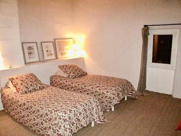 Maison à AIX-EN-PROVENCE, 13290 - 25 pièces 801m²