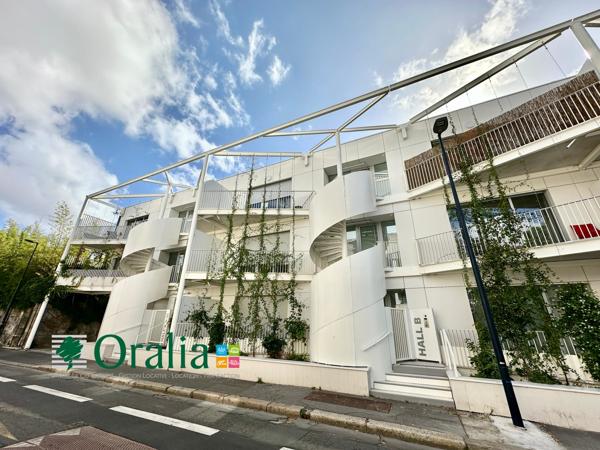 Parking · Location Bordeaux (33000)