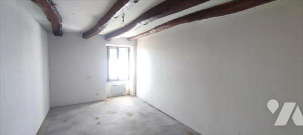 ST VICNENT SUR OUST - 143/218M - Proche bourg, maison mitoyenne en pierre sous ardoise comprena...