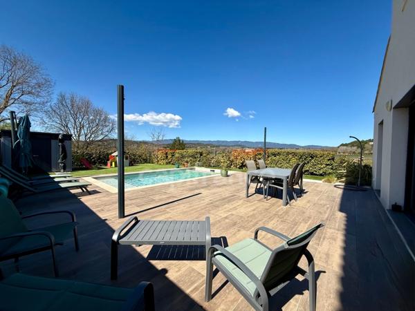 Maison récente à vendre 4 pièces 98 m2, piscine, garage sur 421 m2 PERTUIS (84)