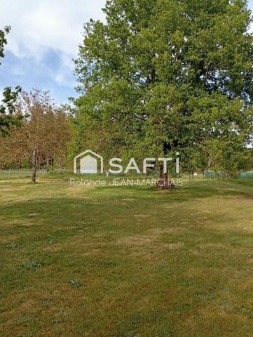 Beau terrain de loisirs de 3700 m2 !