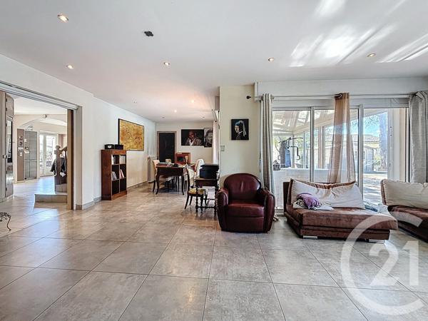 Maison à vendre  7 pièces - 237 m2 MONTFERRIER SUR LEZ - 34