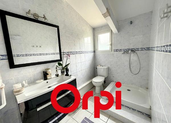 Maison à vendre    4 pièces • 135 m2 La Bouilladisse