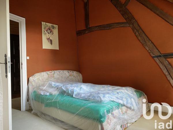 Longère 4 pièces de 166 m² à Noailles (60430)