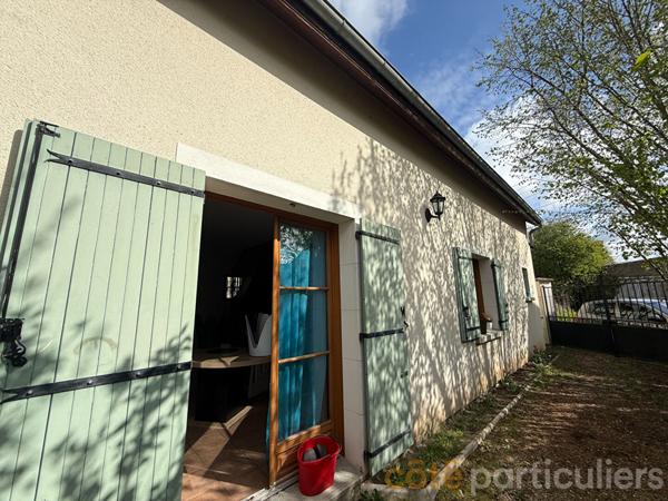 Vente Maison146,07 m² - 6 Pièces - SAINT AMAND MONTROND (18200)