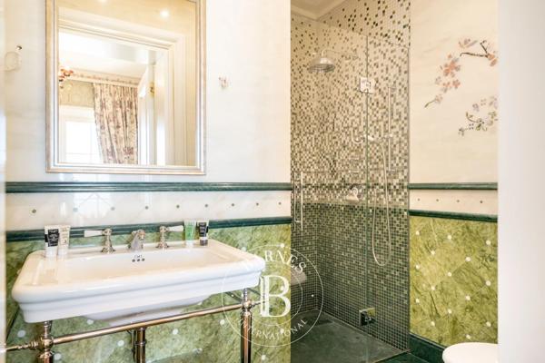 Cannes, Villa 8 Chambres -  450 m² à vendre