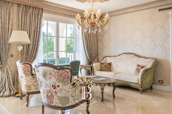 Cannes, Villa 8 Chambres -  450 m² à vendre