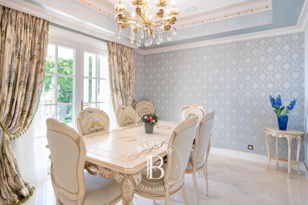 Cannes, Villa 8 Chambres -  450 m² à vendre