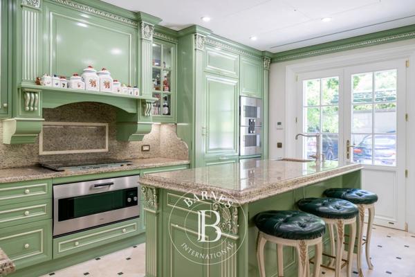 Cannes, Villa 8 Chambres -  450 m² à vendre