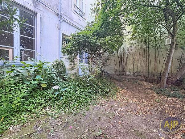 Appartement à vendre Nantes - 4 pièces, 81m² avec 2 chambre(s) à 365 000€ - AJP Immobilier Nantes Ouest