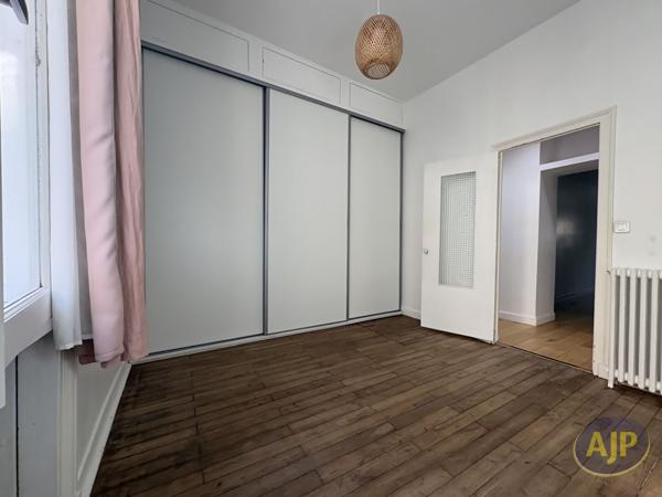 Appartement à vendre Nantes - 4 pièces, 81m² avec 2 chambre(s) à 365 000€ - AJP Immobilier Nantes Ouest