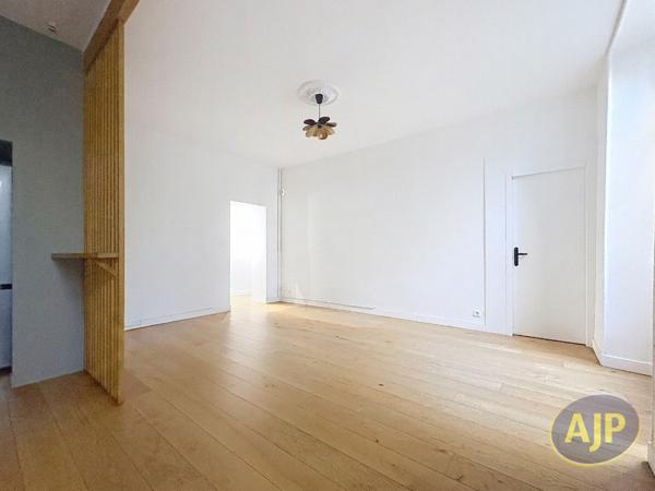 Appartement à vendre Nantes - 4 pièces, 81m² avec 2 chambre(s) à 365 000€ - AJP Immobilier Nantes Ouest