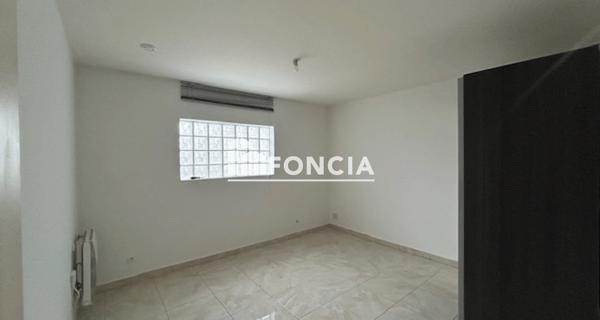 Location Studio 49.04 m² - Osny 95520