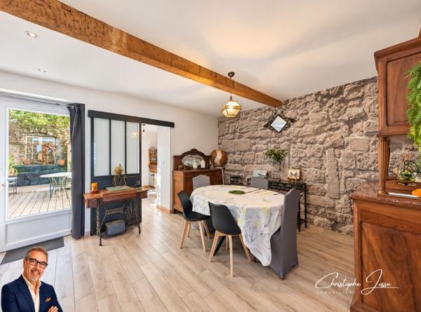 Maison de caractère avec vue sur la Robine, 6 chambres, cour et remise