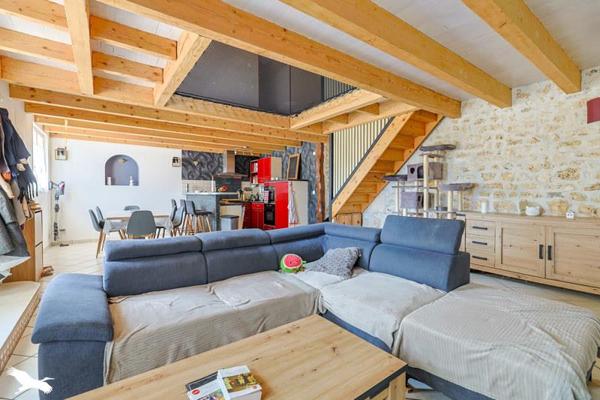 Maison 179 655 € Châteauneuf-sur-Charente 3 p 135 m² DPE D