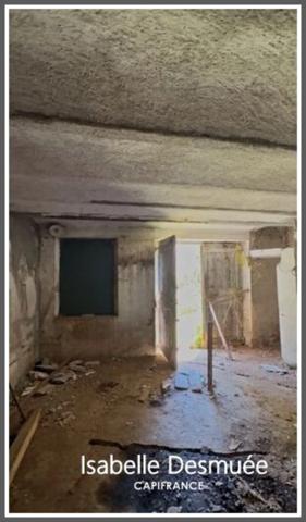 Grange en pierre à réhabiliter – 100 m² de potentiel – Projet de transformation existant