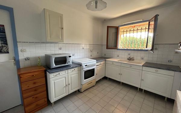 Maison à vendre    5 pièces •  Bezouce