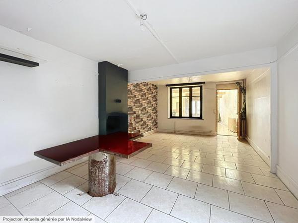 Située plein centre de Nouzonville quartier commerçant