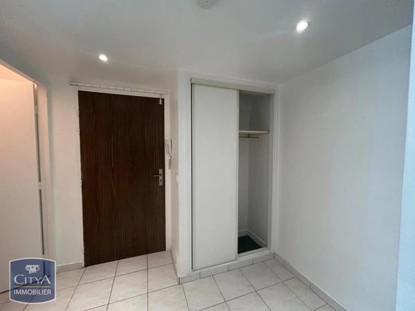Appartement à louer 2 pièces 53.4m² Viroflay (78220)