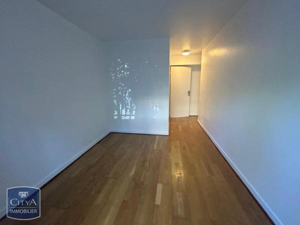 Appartement à louer 2 pièces 53.4m² Viroflay (78220)