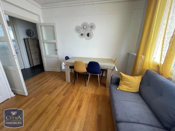 Appartement à louer 4 pièces 73.08m²