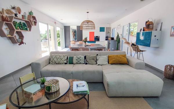 Maison à vendre    5 pièces • 170 m2 Dions