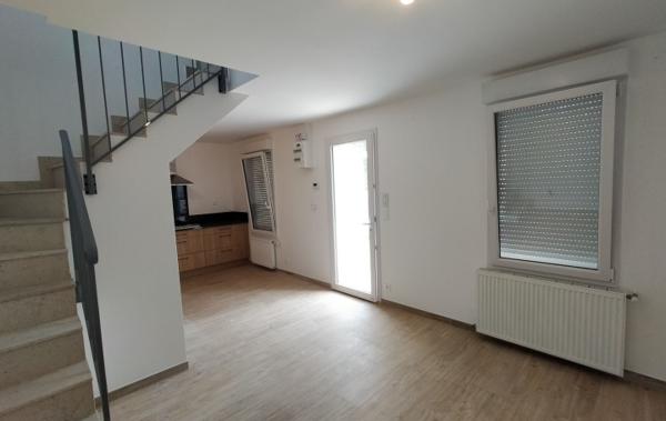 Vente Maison de ville ref.72119 rénové(e) Sille-le-guillaume   